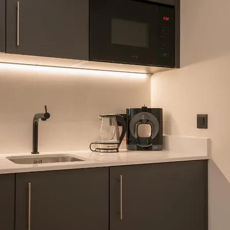 Apartment Riverside By Staynn Bilbao