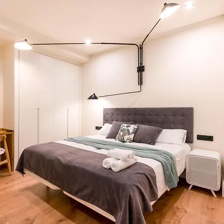 Riverside By Staynn Apartment