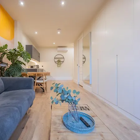Apartment Riverside By Staynn