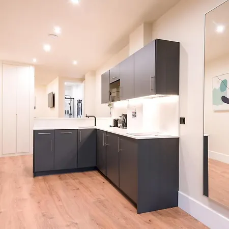 Riverside By Staynn * Bilbao