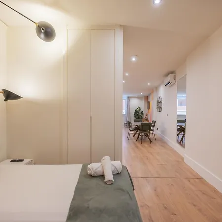 Riverside By Staynn * בילבאו