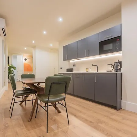 Riverside By Staynn * בילבאו