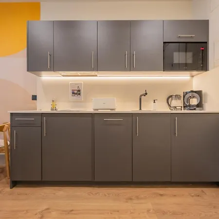 Riverside By Staynn * בילבאו