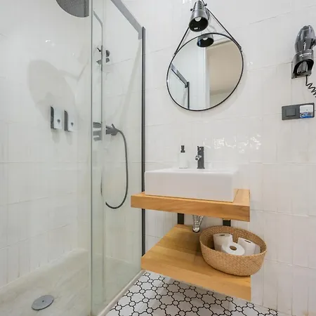 דירה Riverside By Staynn *