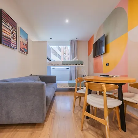 Riverside By Staynn דירה *