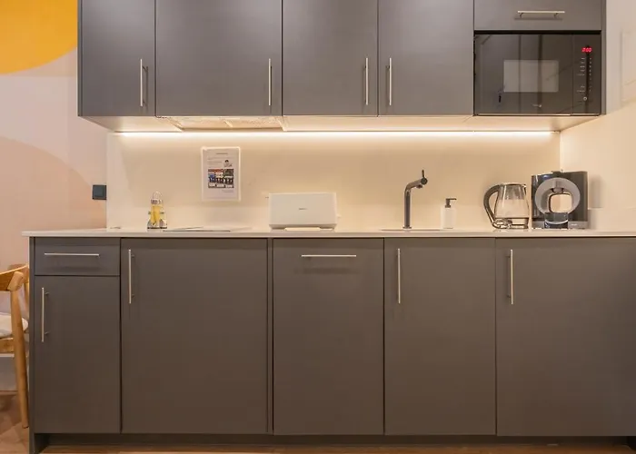 Riverside By Staynn * 毕尔巴鄂