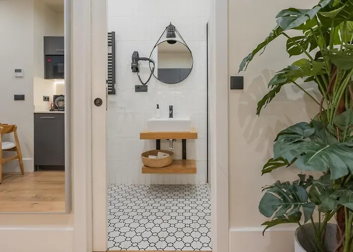 Riverside By Staynn * Bilbao