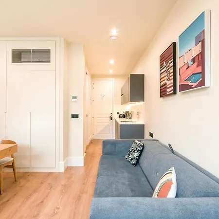 Apartment Riverside By Staynn