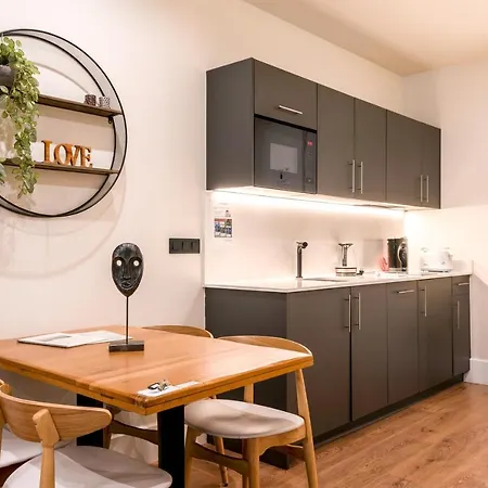 Riverside By Staynn Apartment