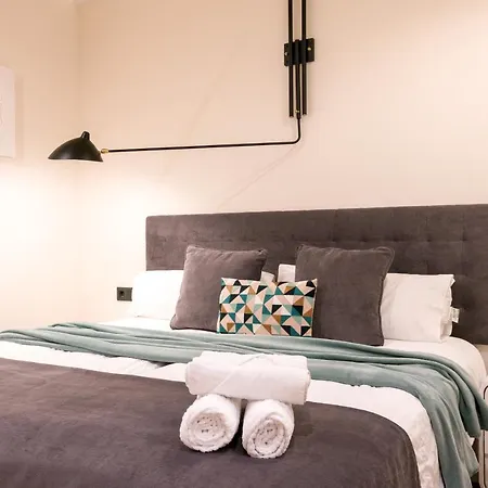 Riverside By Staynn * Bilbao