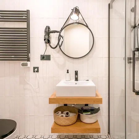 Apartment Riverside By Staynn